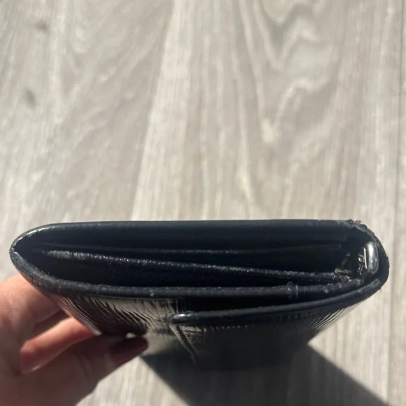 Louis Vuitton Epi long wallet - Picture 9 of 11